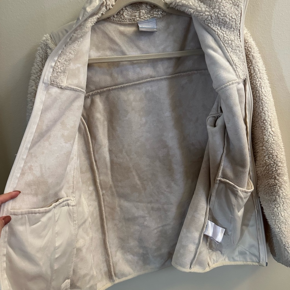 Columbia White Fleece Jacket - Picture 9 of 14